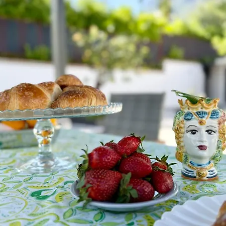 Luxury Mirador Sicily With Swimming Pool For Exclusive Use